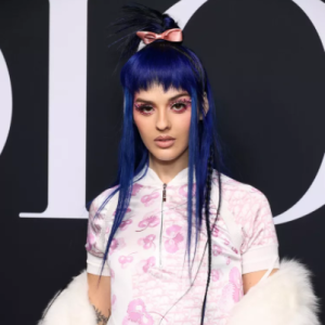 High Ponytail Ribbon Style
