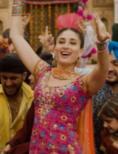 Kareena Kapoor Khan's famous look in When We Met